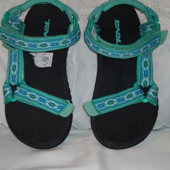 Teva Other - Sandal de nina teva  size  11